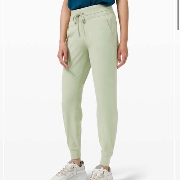 💚Green Fern💚 Ready to Rulu Jogger - Picture 1 of 4